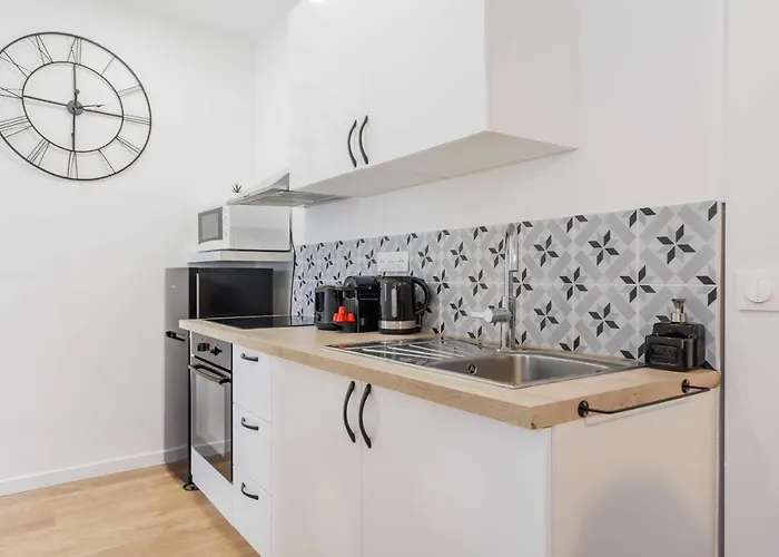 Modern Apartment - 2Br-6P - Republique